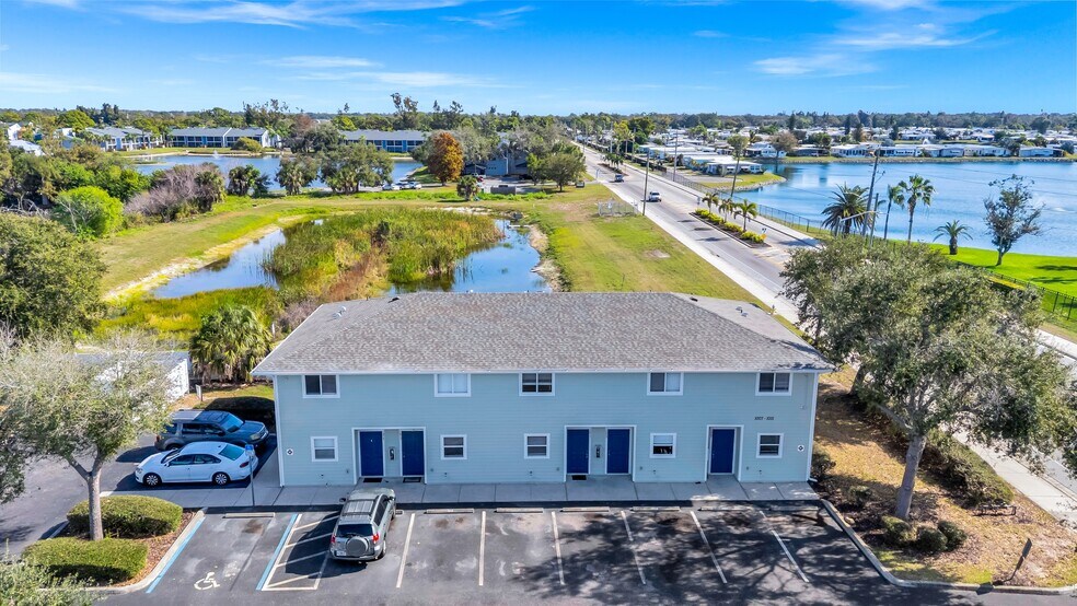 More Photos Of 1007 W 57th Ave W, Bradenton Apartments For Sale