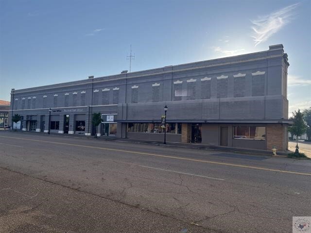 Primary Photo Of 400 N State Line Ave, Texarkana Loft Creative Space For Sale