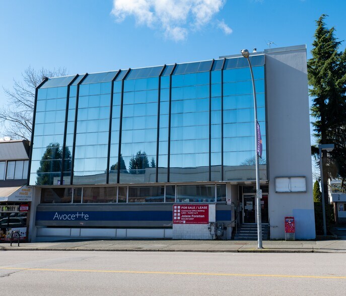 More Photos Of 422 6th St, New Westminster Loft Creative Space For Lease