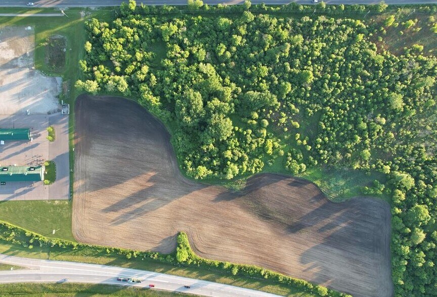 More Photos Of 8330 E Court St, Davison Land For Sale