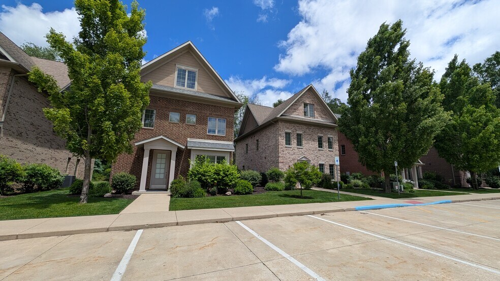More Photos Of 18088-18140 Legacy Village Ct, South Bend Apartments For Sale