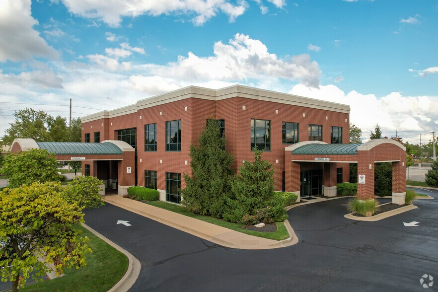 Primary Photo Of 10448 Old Olive Street Rd, Saint Louis Medical For Lease