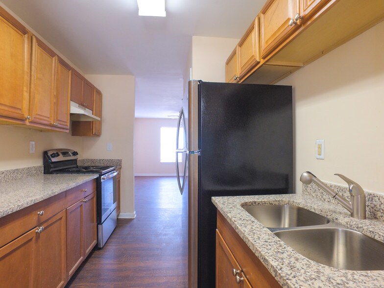 More Photos Of 8373 Thomas Rd, Jonesboro Apartments For Sale