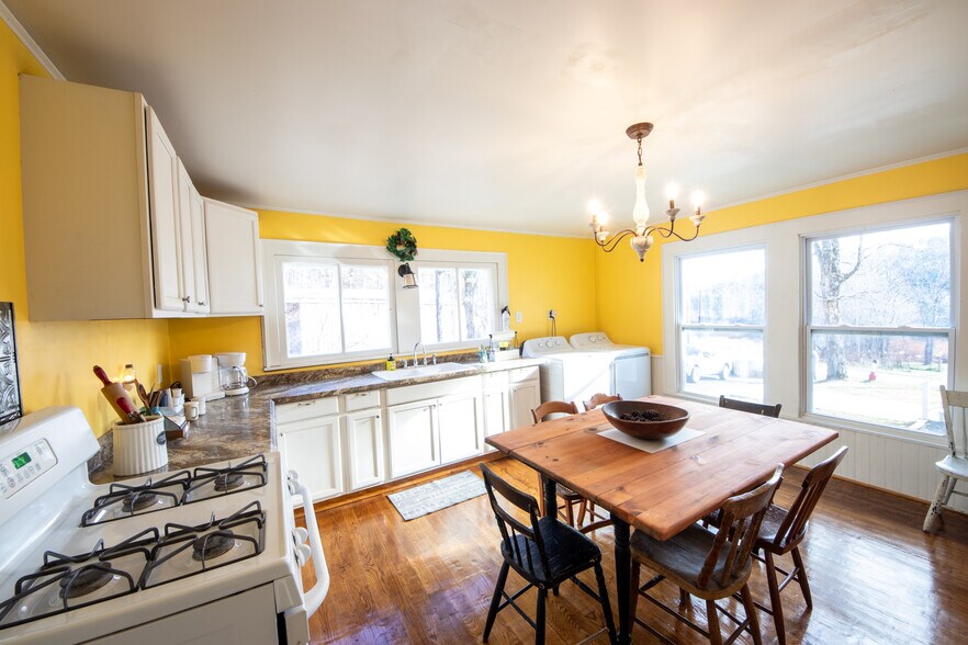 More Photos Of 345 Dorr Edson Rd, Oneonta Apartments For Sale