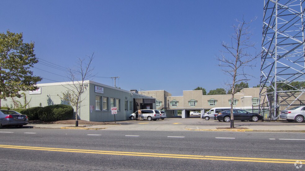 Primary Photo Of 1300 Soldiers Field Rd, Brighton Office For Lease