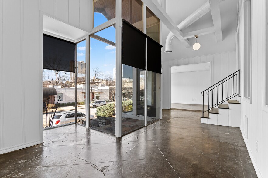 More Photos Of 1637 S Boston Ave, Tulsa Loft Creative Space For Lease