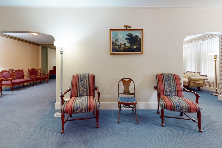 More Photos Of 3721 Main St, Weirton Funeral Home For Sale