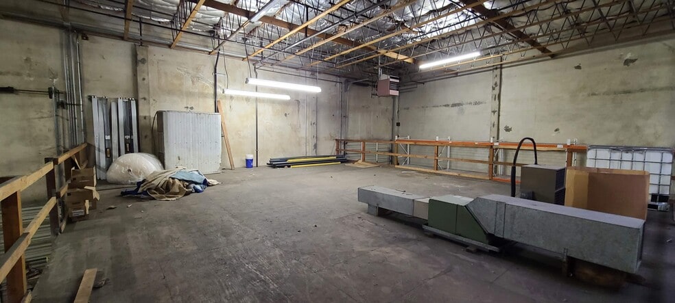More Photos Of 1957 Claxter Rd NE, Salem Industrial For Lease