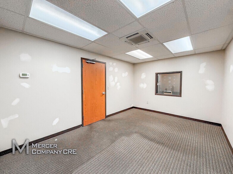 More Photos Of 3613-3621 S Moulton Dr, Oklahoma City Service For Lease