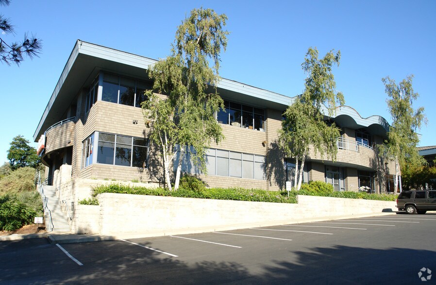 More Photos Of 2520 Camino Diablo, Walnut Creek Office For Lease