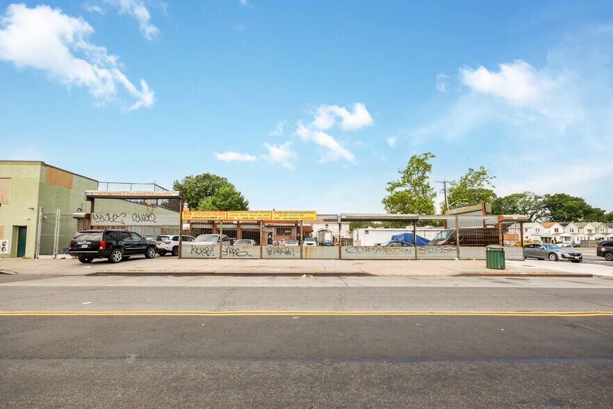 More Photos Of 11704 Sutphin Blvd, Jamaica Auto Repair For Sale