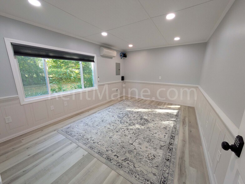More Photos Of 40 Western Ave, Hampden Office For Lease