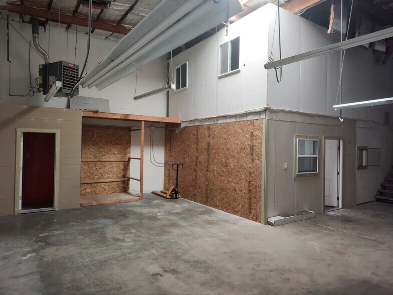 More Photos Of 1018 Shary Cir, Concord Warehouse For Lease