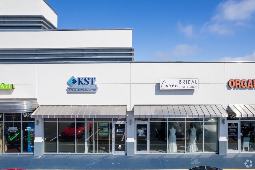 More Photos Of 719-753 Atlantic Blvd, Atlantic Beach Unknown For Lease