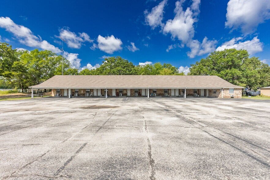 More Photos Of 9530 W FM 515, Alba Specialty For Sale