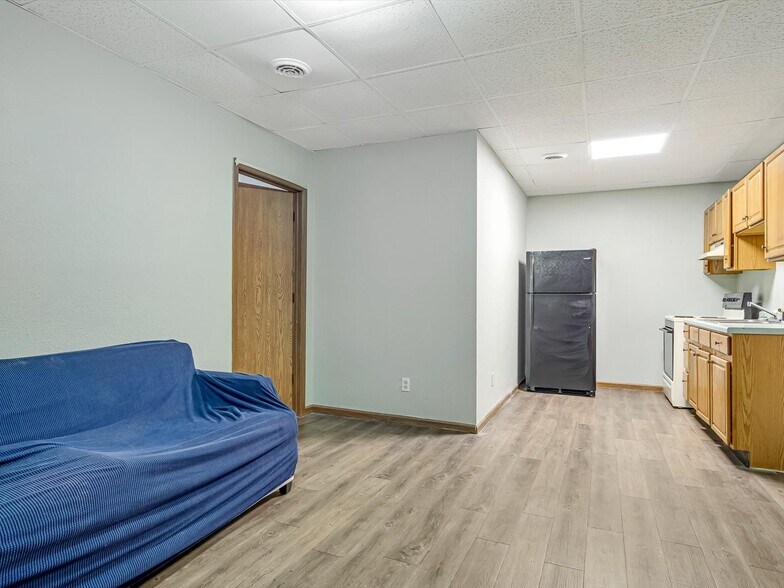 More Photos Of 200 N Main St, Dupo Specialty For Sale