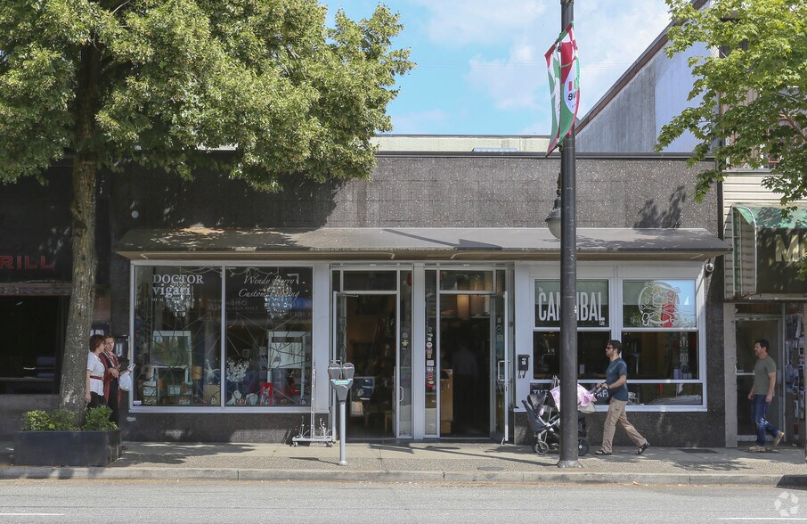 More Photos Of 1818 Commercial Dr, Vancouver Storefront Retail Office For Lease