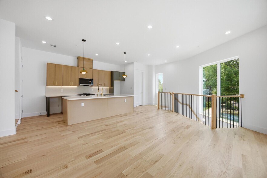 More Photos Of 4605 Belmont Ave, Dallas Apartments For Sale