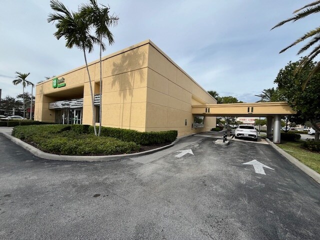 More Photos Of 3325 W Hillsboro Blvd, Deerfield Beach Bank For Sale