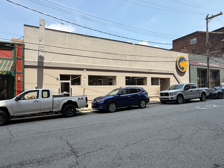 More Photos Of 209 Atwood St, Pittsburgh Drugstore For Lease
