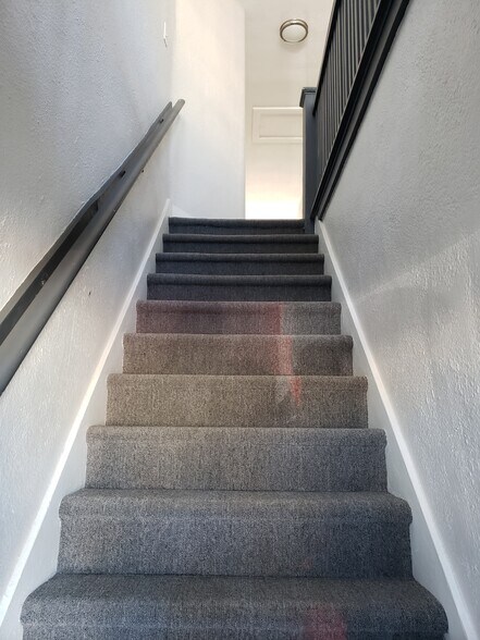 More Photos Of 328 W 8th St, Long Beach Apartments For Sale