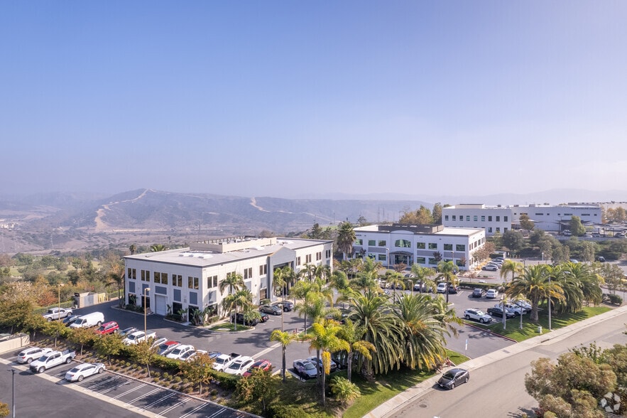 More Photos Of 201 Avenida Fabricante, San Clemente Office For Sale