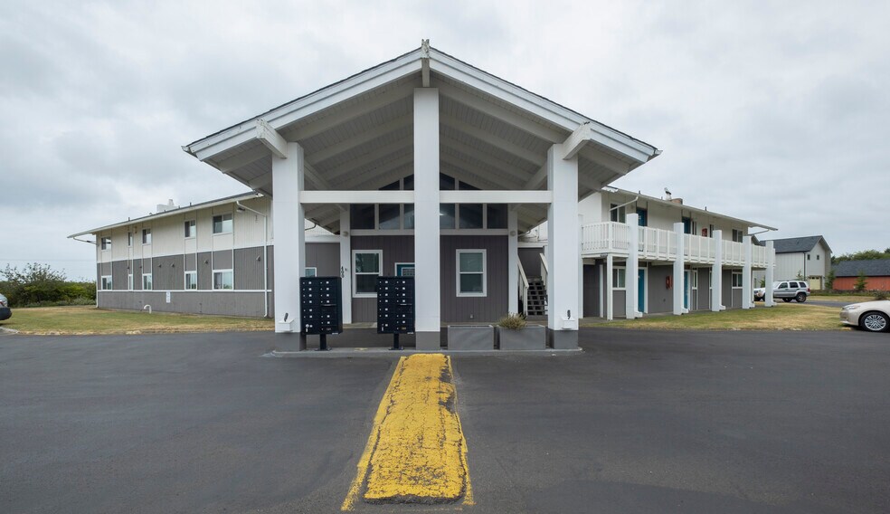 More Photos Of 1031 Discovery Ave SE, Ocean Shores Apartments For Sale