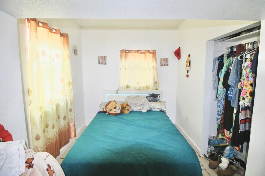 More Photos Of 610 Dundee Rd, Dundee Storefront Retail Residential For Sale