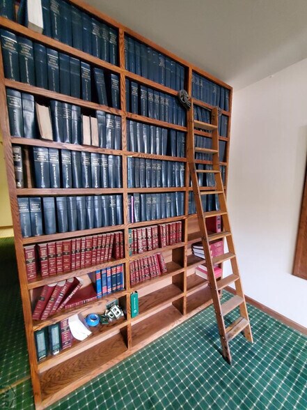 More Photos Of 323 S Union Ave, Pueblo Office For Sale