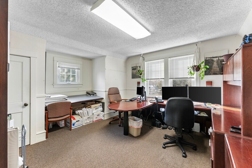 More Photos Of 1940 US-9 Rt, Cape May Court House Office For Sale