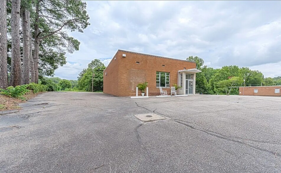 More Photos Of 16186 Beaverdam School Rd, Beaverdam Bank For Sale
