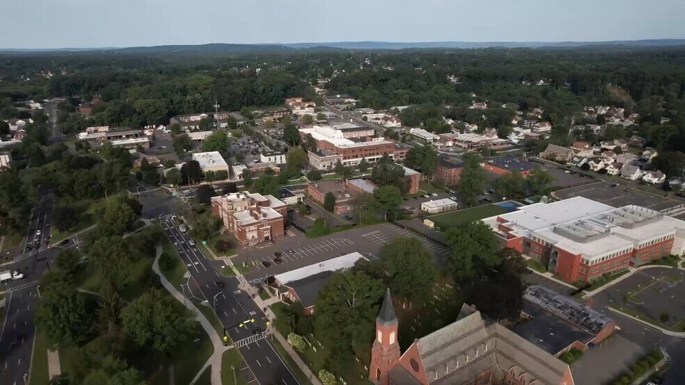 Primary Photo Of 85 Elm St, West Springfield Storefront Retail Office For Lease