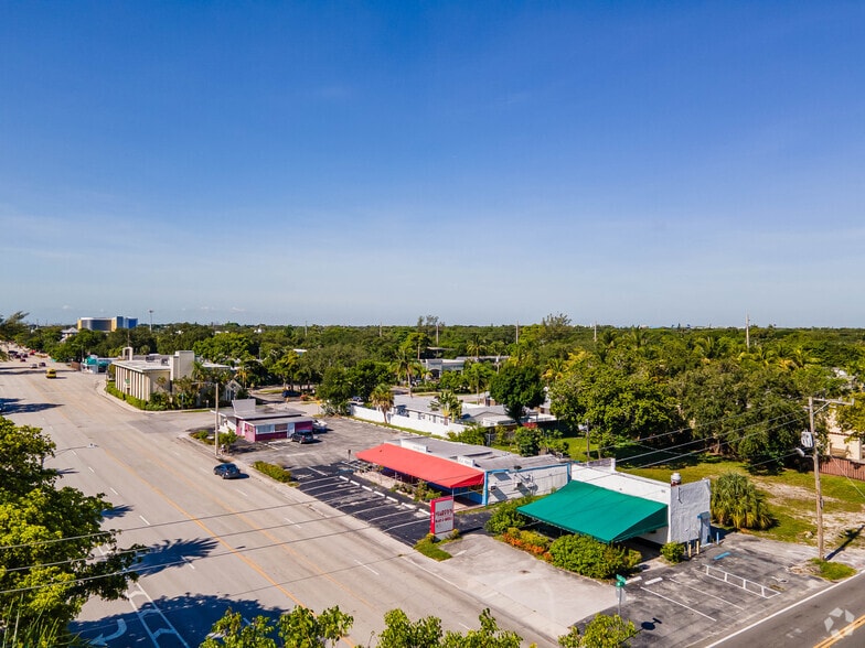 More Photos Of 901 S Andrews Ave, Fort Lauderdale Restaurant For Sale