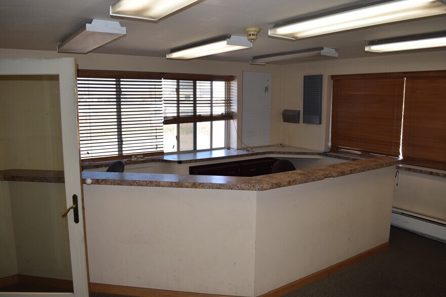 More Photos Of 9612 Titan Park Cir, Littleton Warehouse For Lease