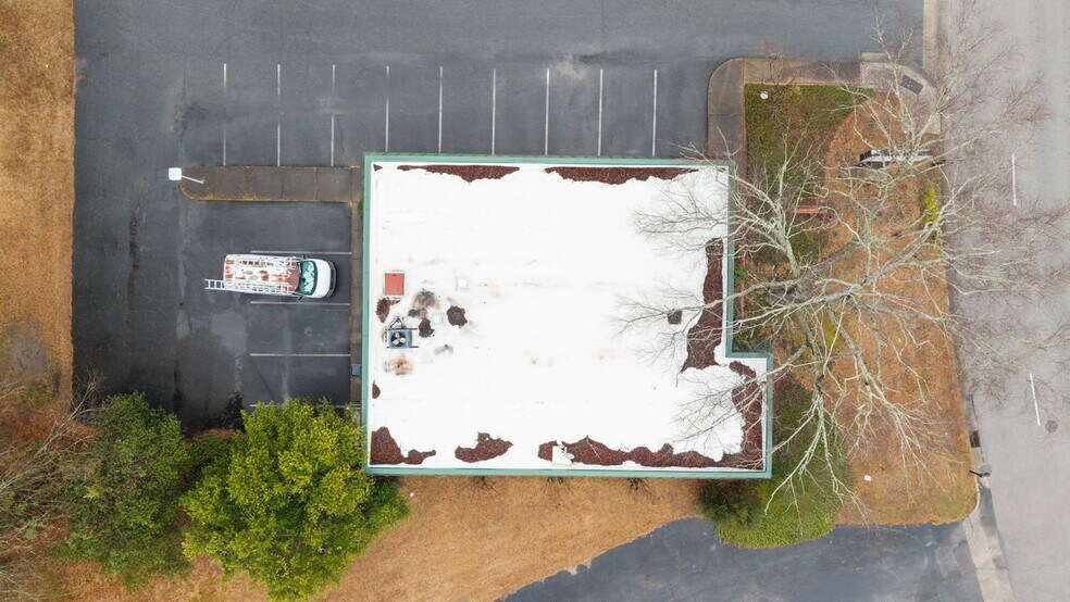 More Photos Of 508 Plaza Blvd, Kinston Office For Sale