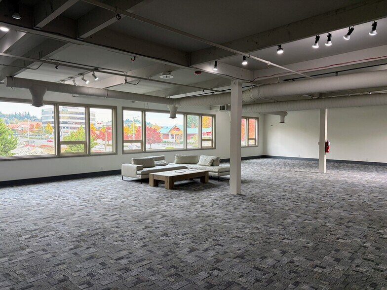 More Photos Of 16705 Southcenter Pky, Tukwila Freestanding For Lease