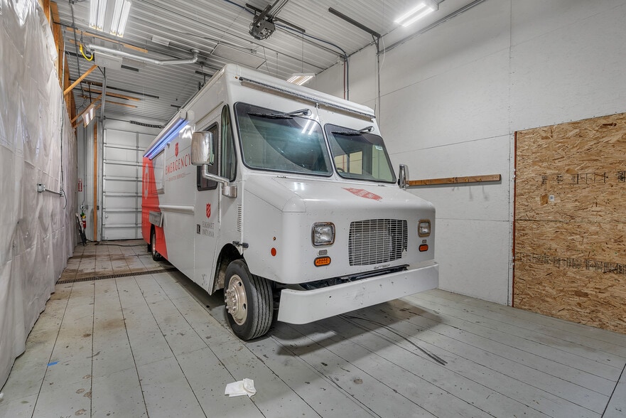 More Photos Of , Elkhart Unknown For Sale
