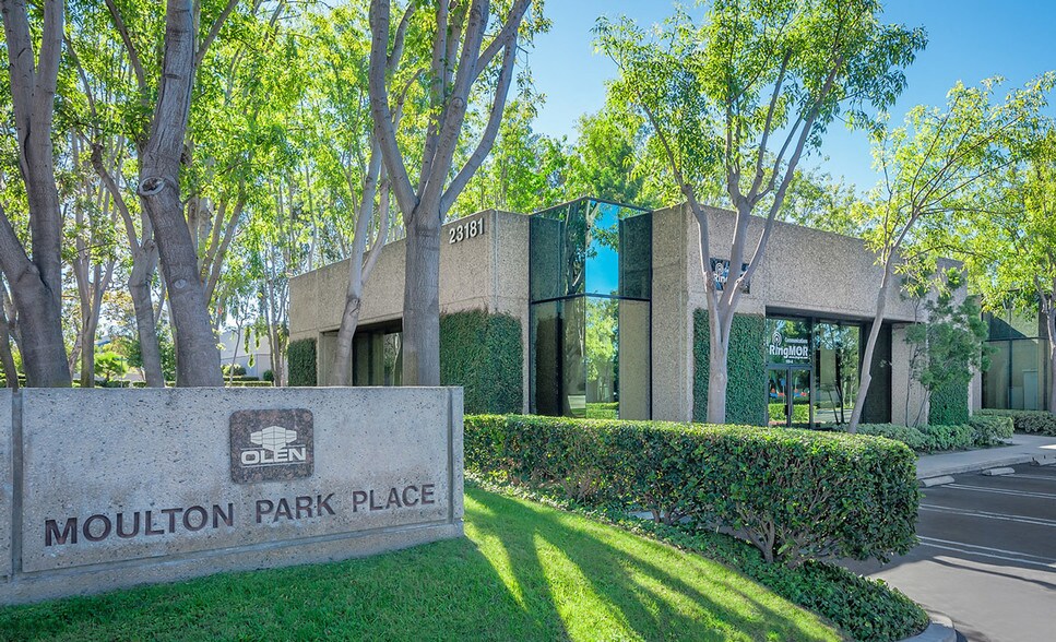 More Photos Of 23181 Verdugo Dr, Laguna Hills Research And Development For Lease