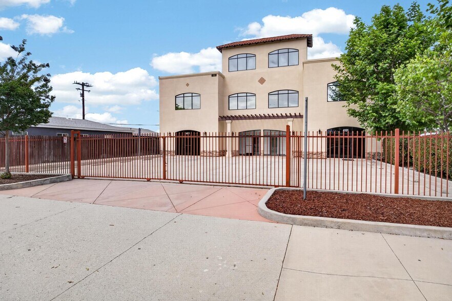 More Photos Of 4101 Rosemead Blvd, Pico Rivera Office For Lease