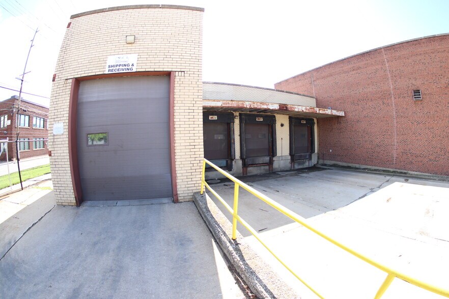 More Photos Of 12201 Elmwood Ave, Cleveland Manufacturing For Sale