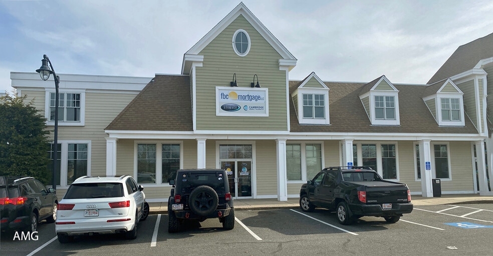 More Photos Of 540 Main St, Hyannis General Retail For Sale