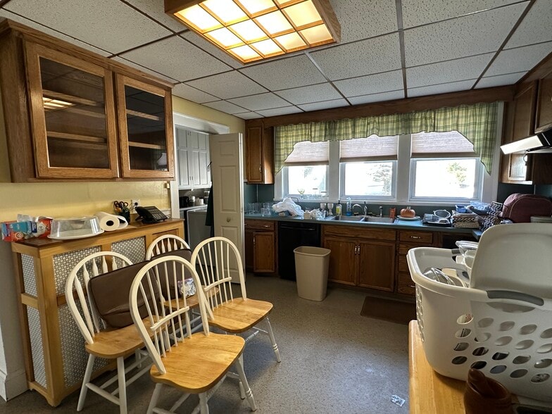 More Photos Of 652 Main St, North Oxford Religious Facility For Sale