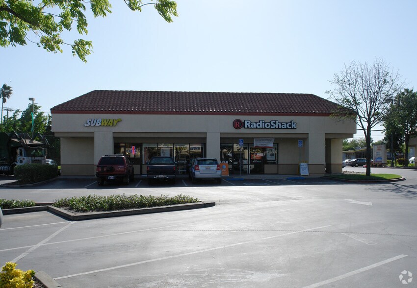 More Photos Of 7453-7517 Watt Ave, North Highlands Unknown For Lease