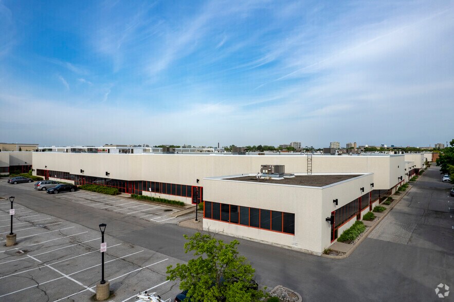 More Photos Of 601 Magnetic Dr, Toronto Showroom For Lease