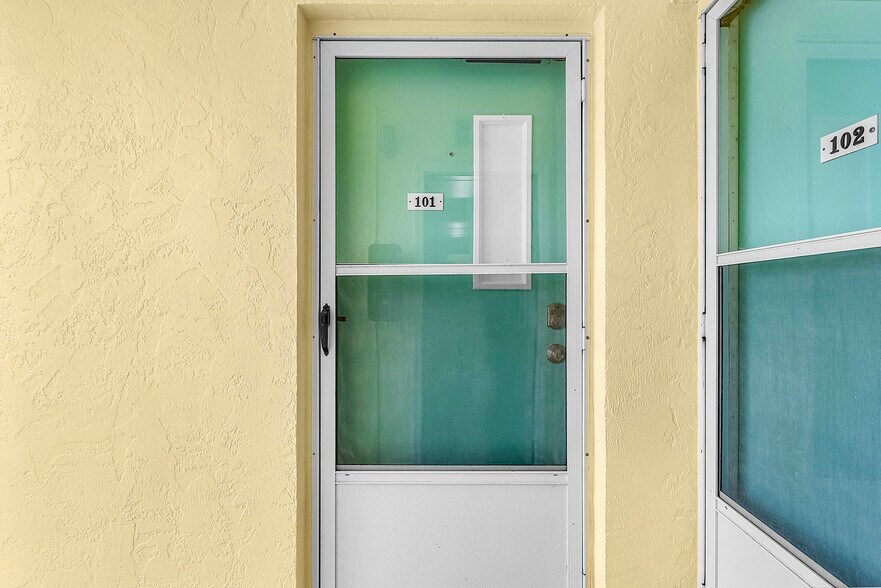 More Photos Of 3226 Stringfellow Rd, Saint James City Apartments For Sale