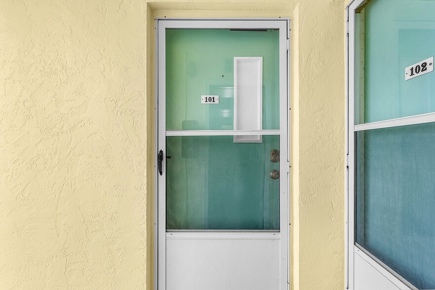 More Photos Of 3226 Stringfellow Rd, Saint James City Apartments For Sale