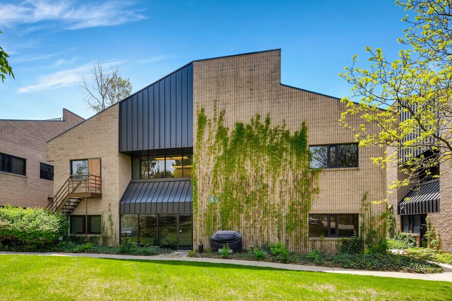 More Photos Of 5251 S Quebec St, Englewood Office For Lease