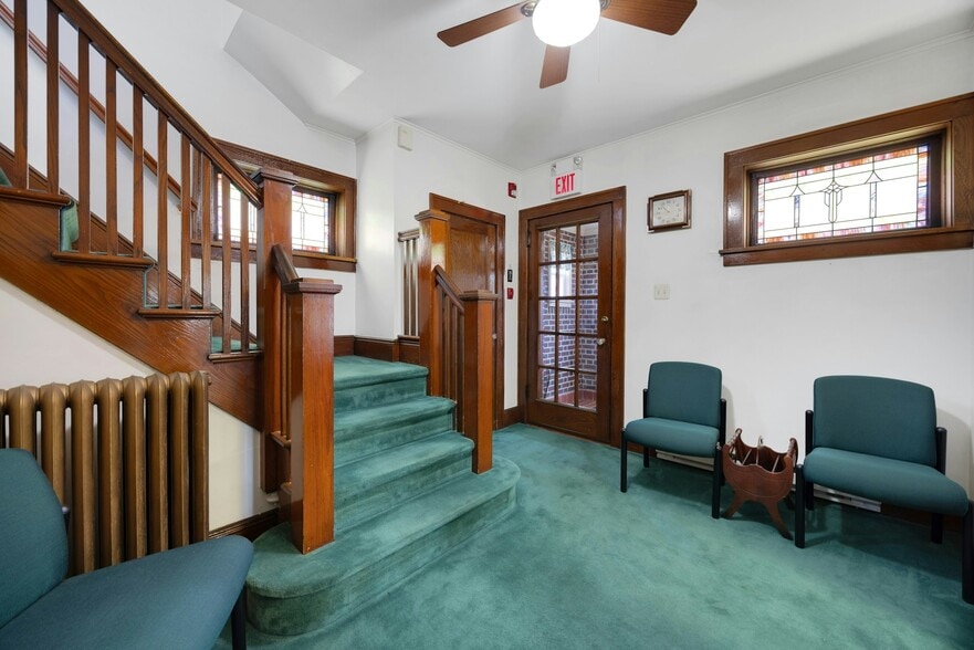More Photos Of 225 Liberty St, Little Ferry Office For Sale