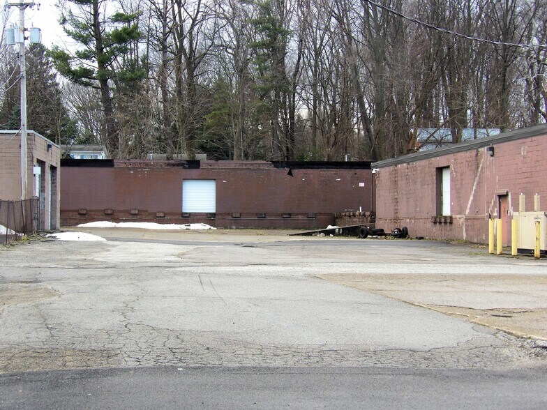 More Photos Of 8624 Station St, Mentor Warehouse For Sale
