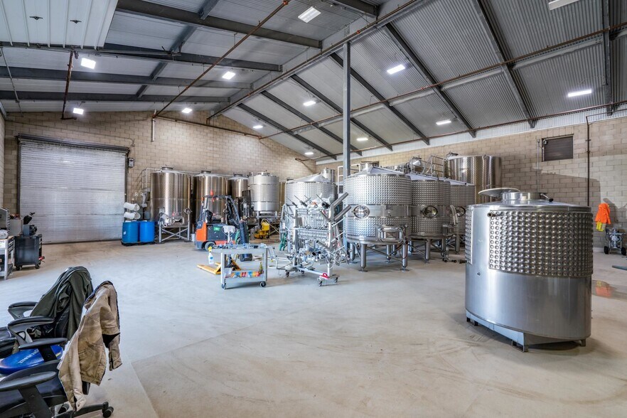 More Photos Of 4900 Union Rd, Paso Robles Winery Vineyard For Sale